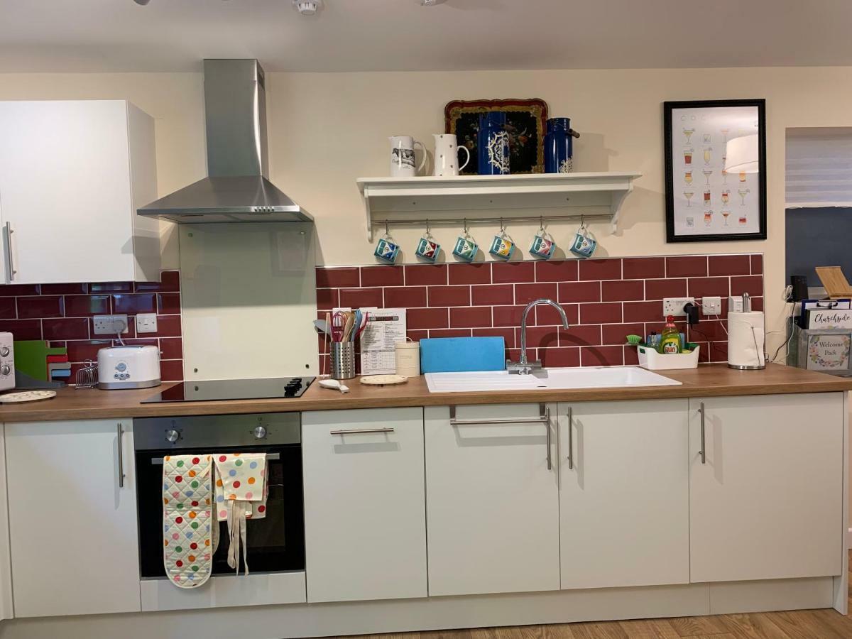 Pristine Apartment In The Centre Of Glastonbury Exteriér fotografie