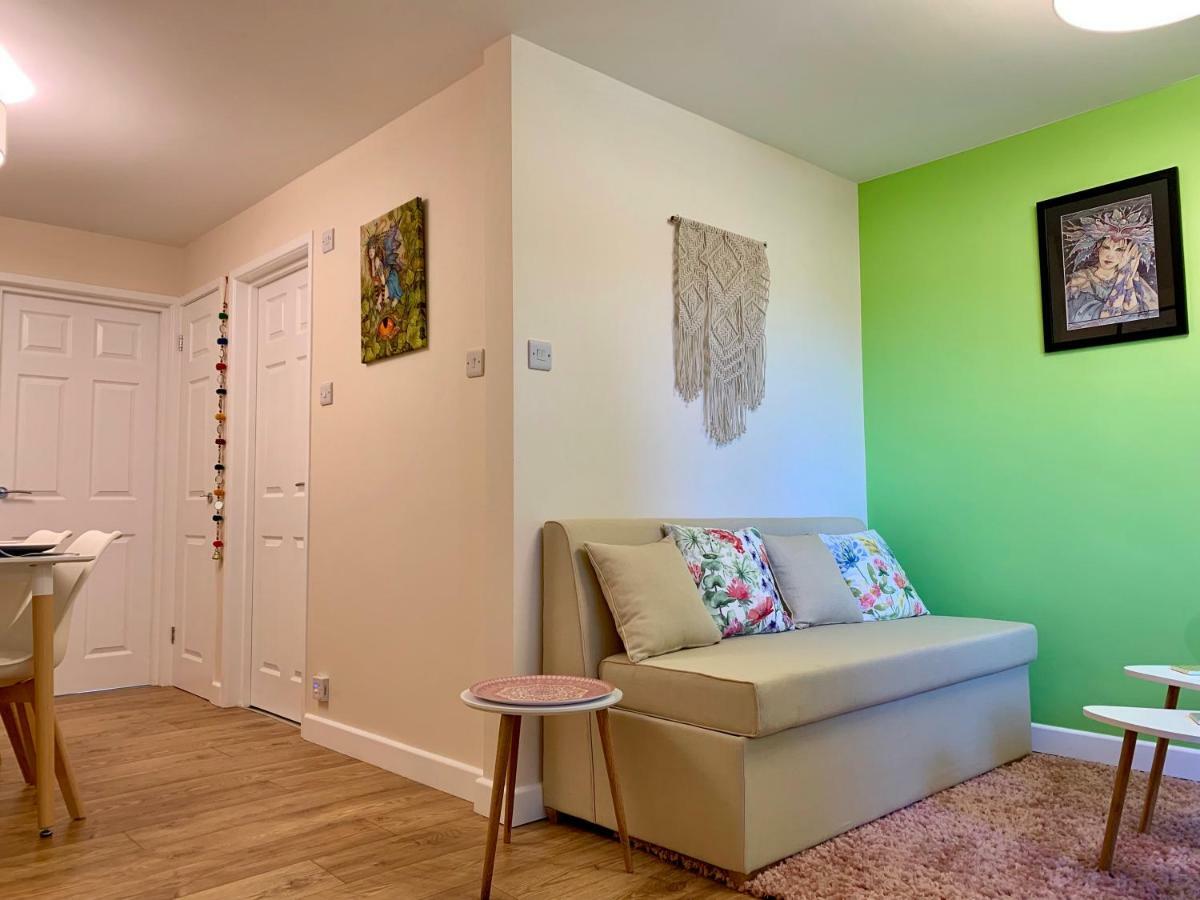 Pristine Apartment In The Centre Of Glastonbury Exteriér fotografie